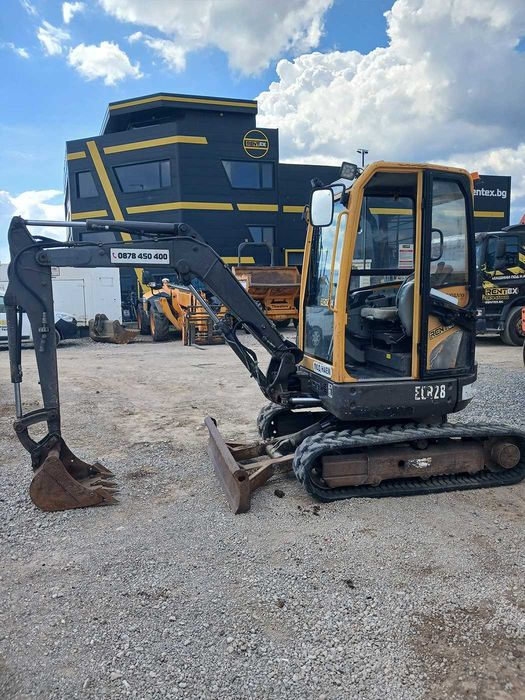 Багер Volvo ECR 28
