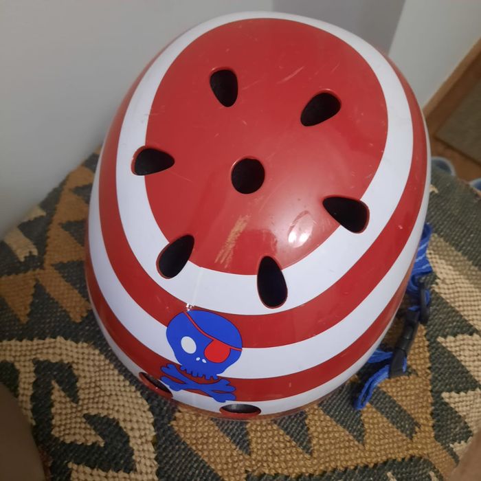 Каска для детей,