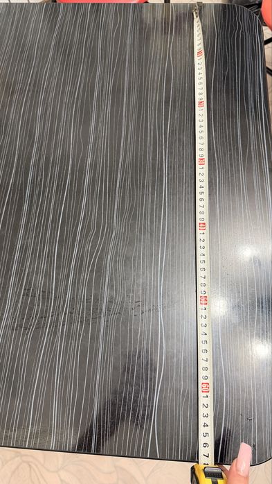 Продам кухонный  стол