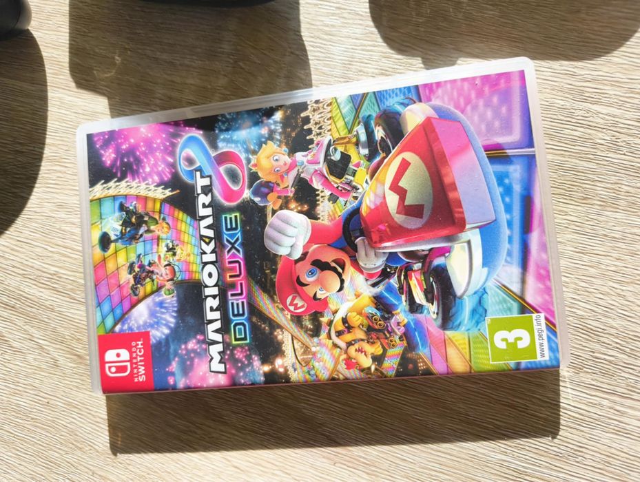 Nintendo Switch OLED (White)