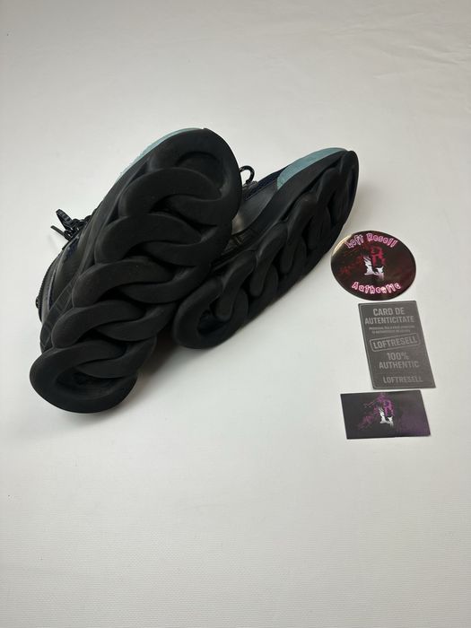 Versace chain reaction size 42 fit 42-43
