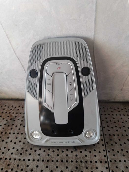 Plafoniera lampa plafon fata audi q5 fy 2020 80a947135bc