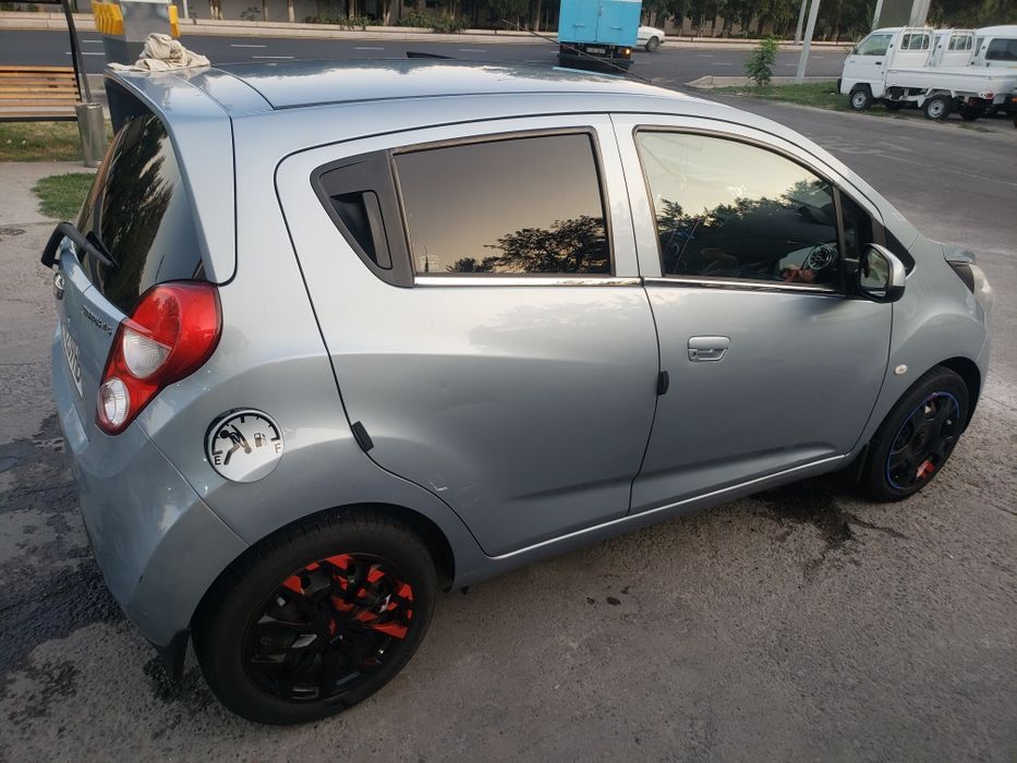 ВНИМАНИЕ!!! Продается Спарк автомат в идеальном состоянии с наваротами