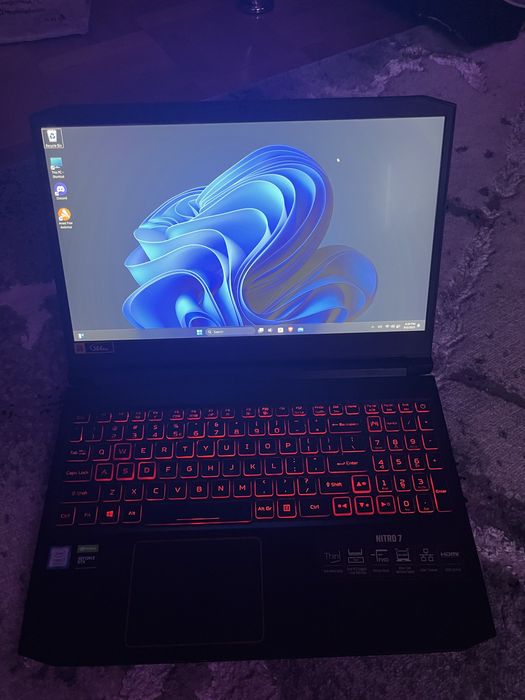 Laptop gaming Acer Nitro 7 15.6” intel i7 9750H GTX 1660Ti 144Hz 16GB