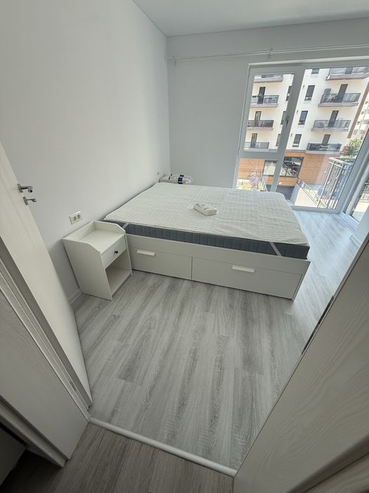 Inchiriere apartament tip studio, bloc nou, prima inchiriere, loc de parcare inclus.