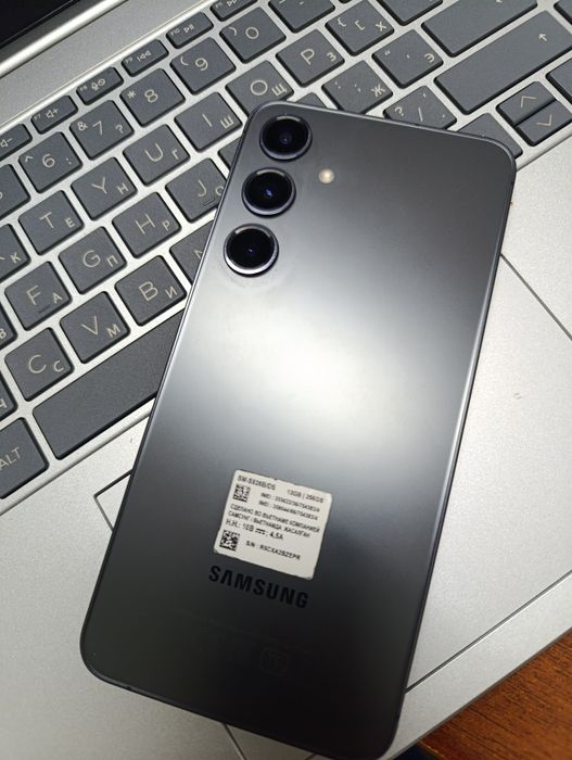 Самсунг 24+  2024г Новый.