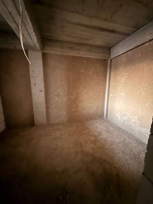 Срочно продаётся 2-ух комнатная квартира