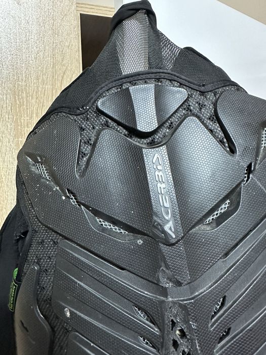 Протектор за тяло ХЛ ризница Acerbis Koert One неразличима от нова!
