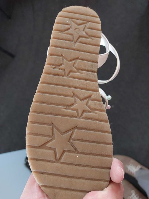 vând pantofi piele si sandale, bocanci