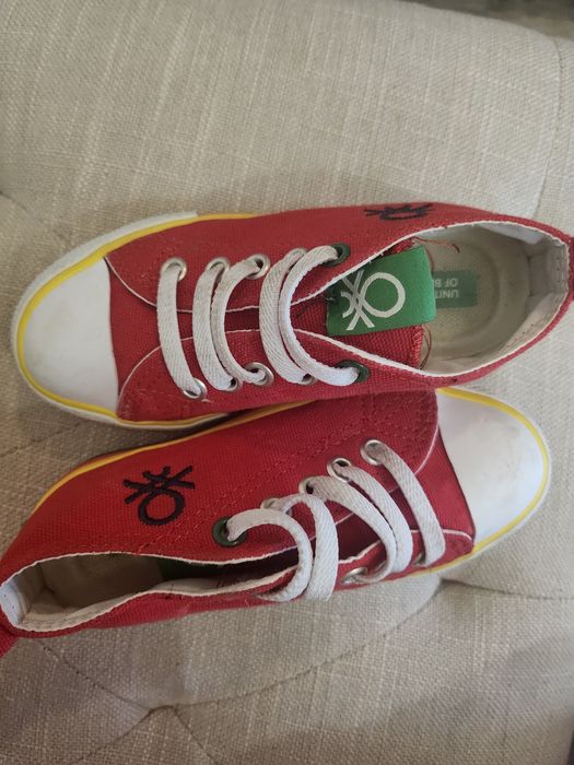 Кецове детски  на united colors of beneton