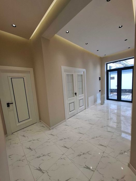 Продаётся коттедж в Яшнабадском районе ( Панельный).