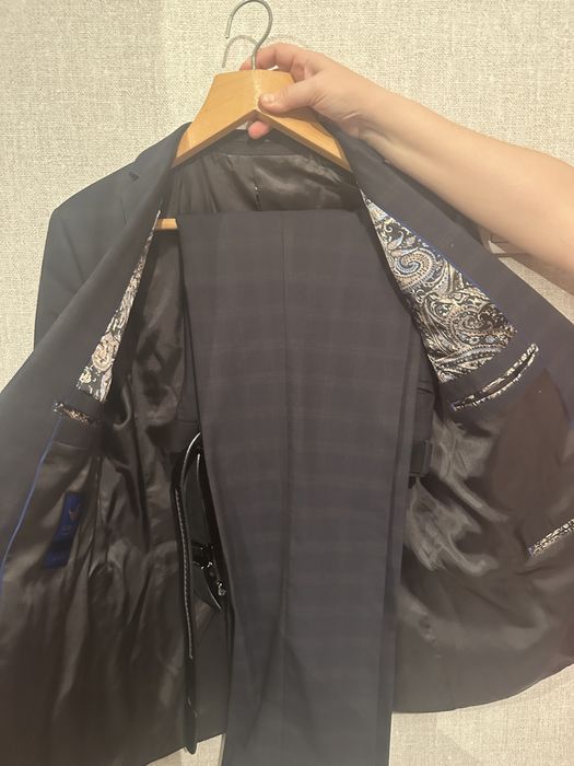 Мужской костюм