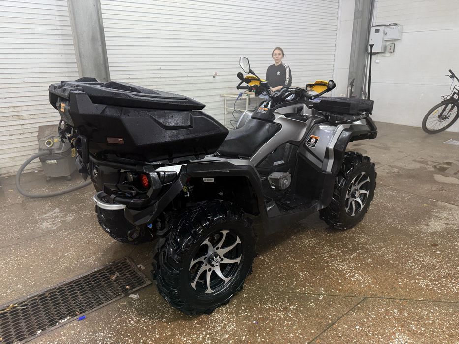 Can-Am BRP Outlander 1000 XT-P