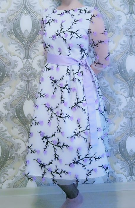 Прекрасное платье на девушку