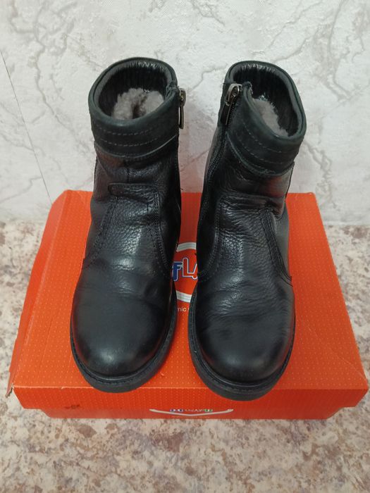 Продам обувь на мальчика