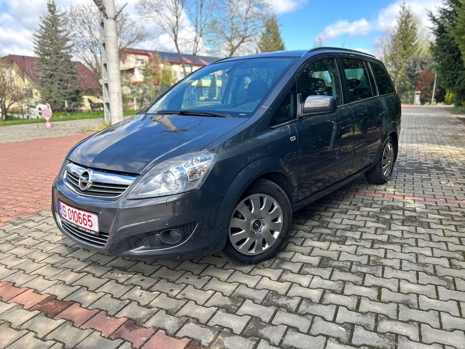 Opel Zafira Opel Zafira 1.7 cdti Family plus / 2014 Garanție 1 an / Rate fixe /RAR