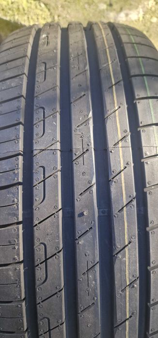 NOI !!!  Jante BMW pe 17  style 456 si anvelope Goodyear 2255517 vara.