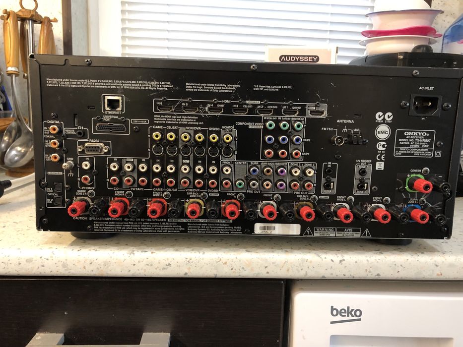 Onkyo TX-NR807 resiver
