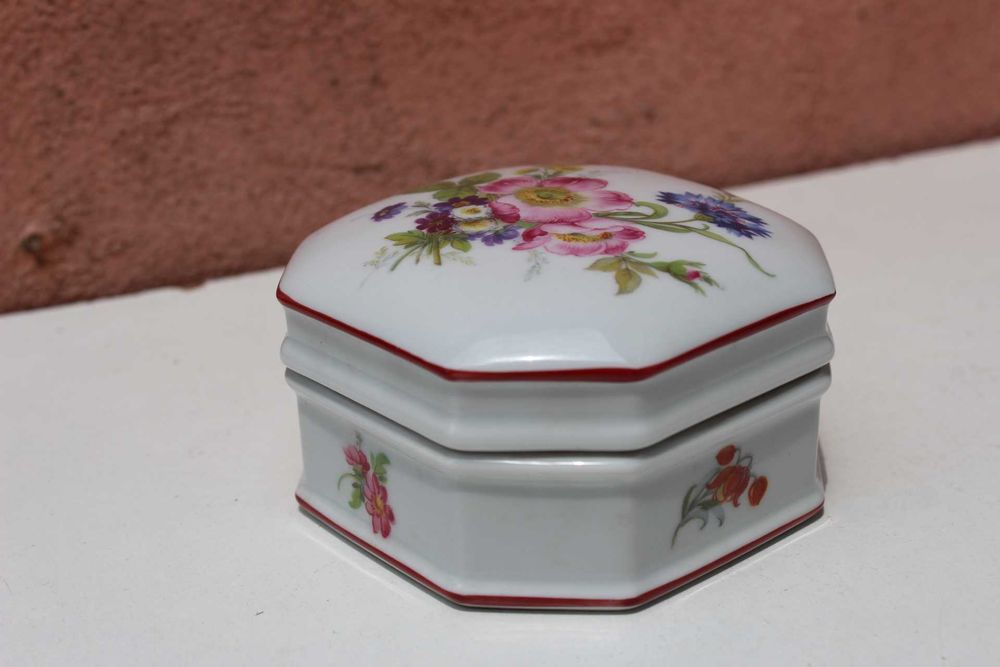 PHILIPPE DESHOULIERES - LIMOGES, cutie portelan pt bijuterii, Franta