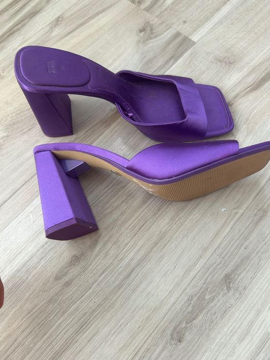 Обувки и сандали