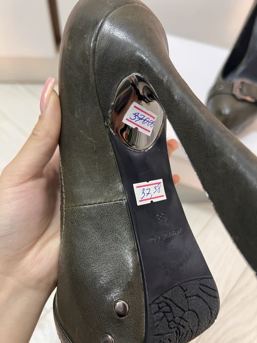 Продам туфли 38 размер