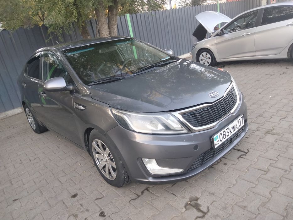 Киа рио 2012 г. Автомат.