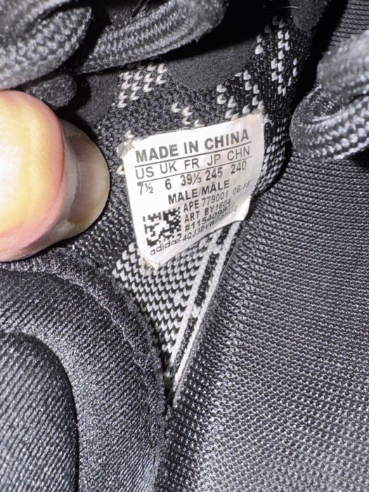 Adidas Yeezy Boost 350 V2 Oreo , marime 39 1/3