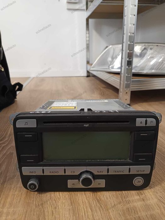 Radio - CD player cu PIN / COD !