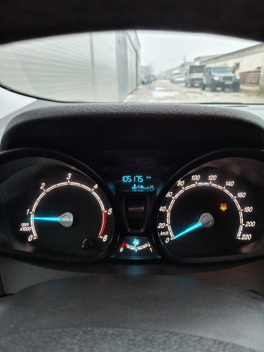 Ford Transit Courier 2019, 105000km, autoutilitara