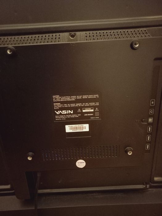 Телевизор сатылады экраны сынған,