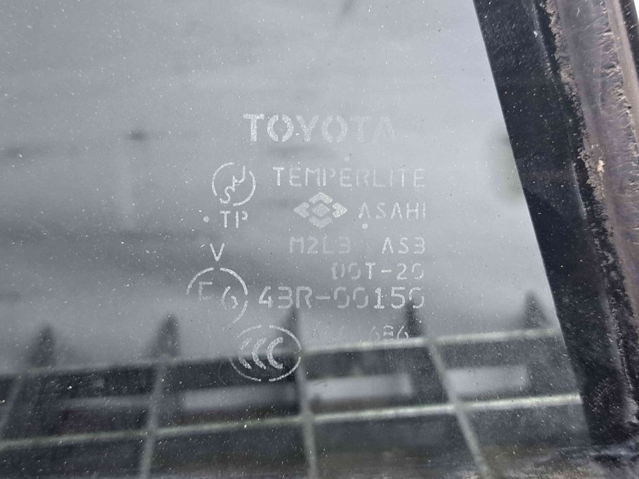 Geam fix usa stanga spate Toyota Rav 4 II (CLA2, XA2, ZCA2, ACA2) [Fab