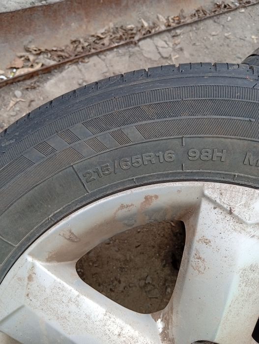 Продам резину с дисками