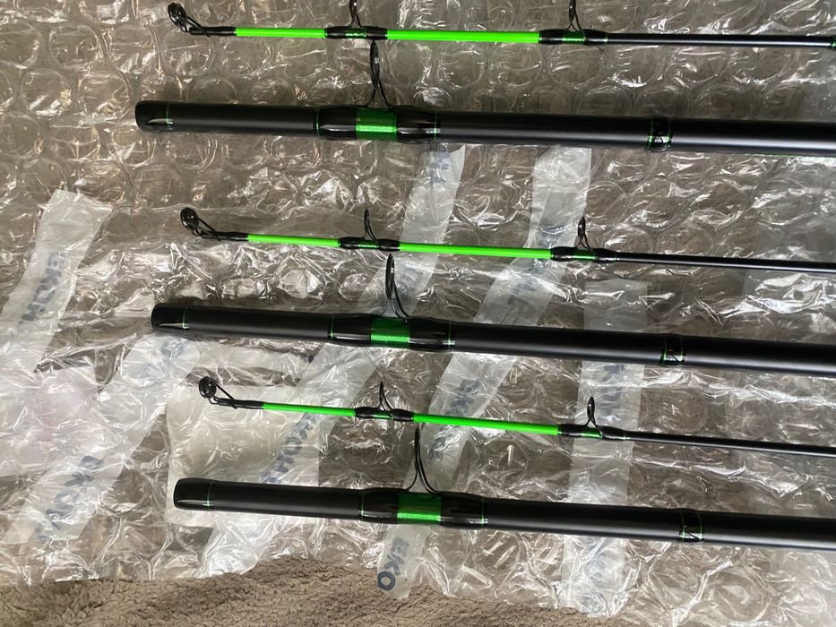 Продавам 3 броя пръчки Formax Huricane boat 2.40