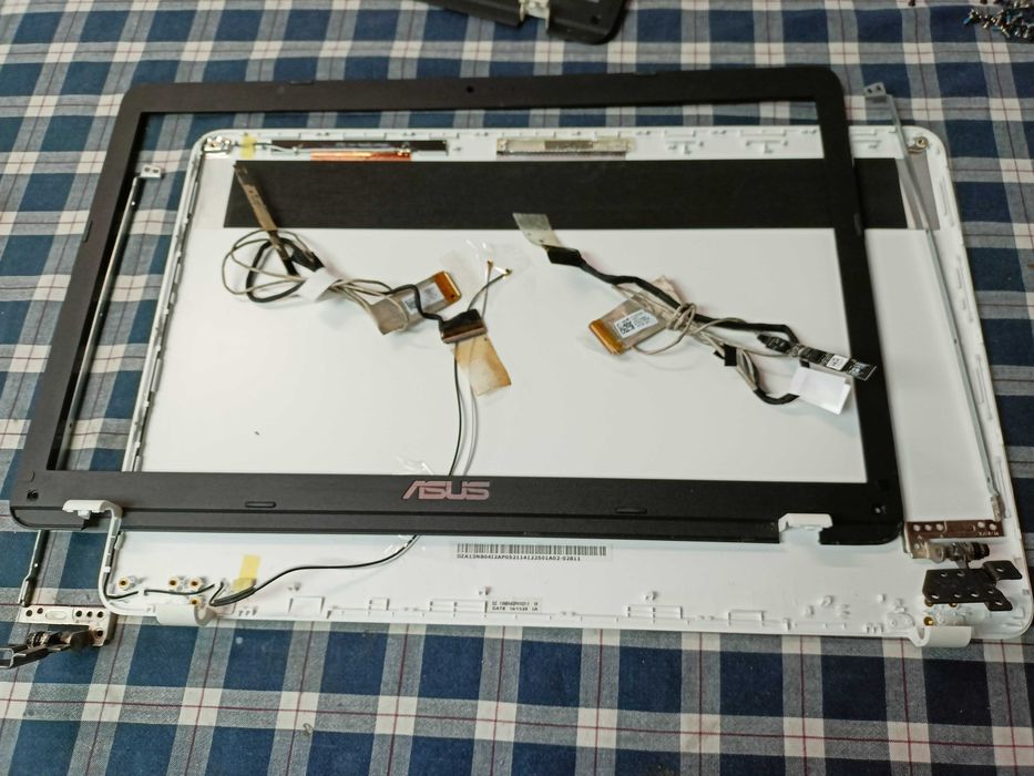 Elemente Asus X751M F751M X751S R752S F751N F751L F751S X751B X751L