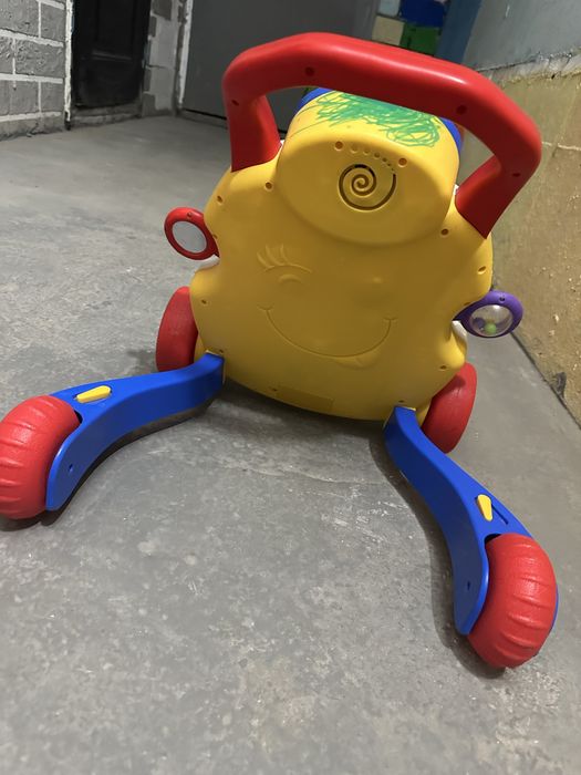 Продам ходунки Chicco