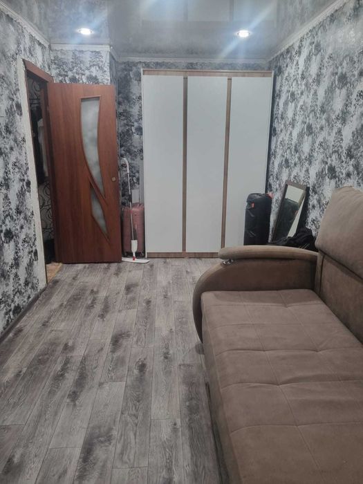 Продам 2-х комн. по ул. Ауэзова, 21