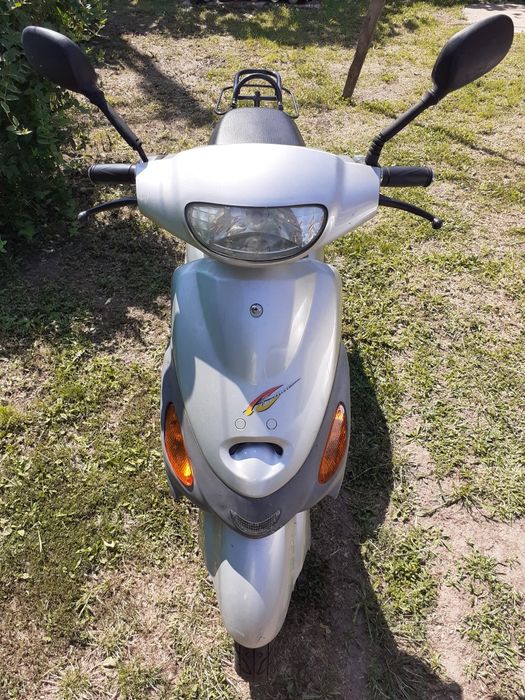 Vand scuter 4t 49cc adus recent din germania