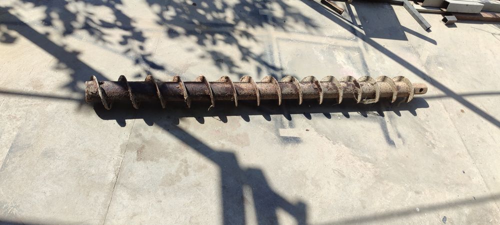 Буровой шнек для скважин