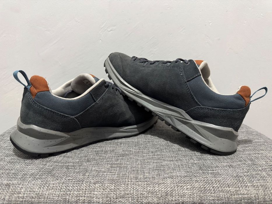 Lowa Men's Valletta Shoe.