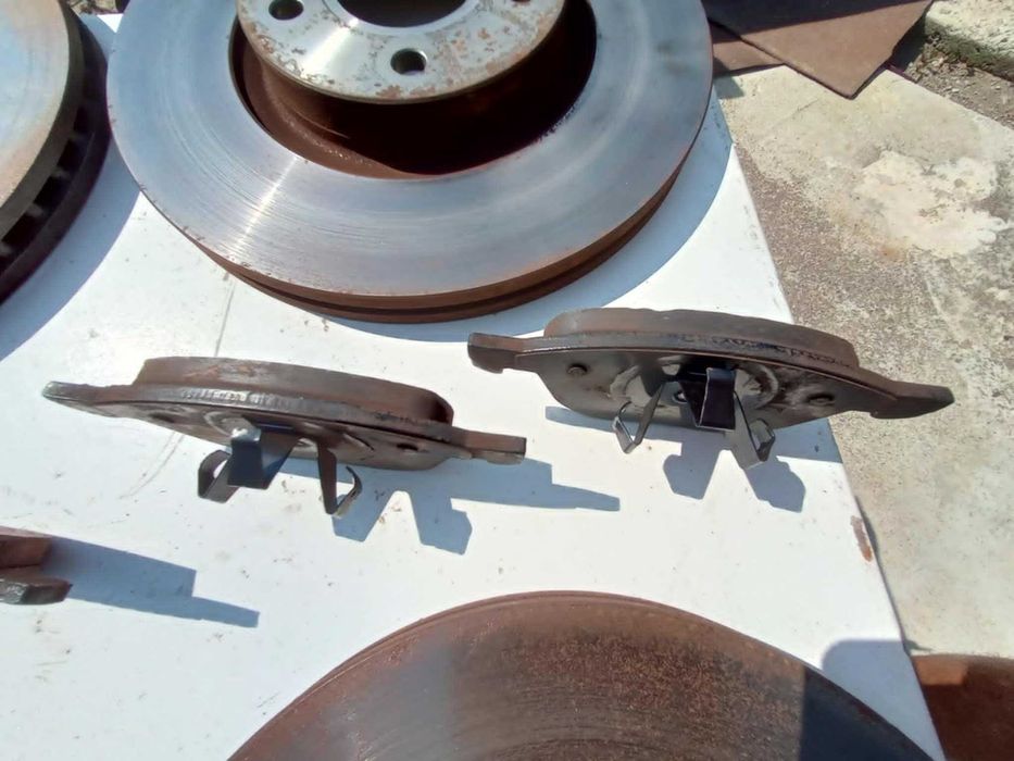 спирачни дискове с накладки VOLVO V70 ,60