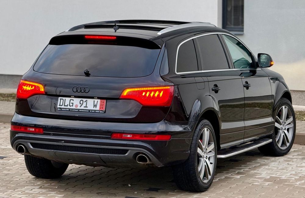 Audi Q7 S-line 7 Locuri 3.0 TDI 245 CP Quattro/Side/Bose/Tablete/Perne