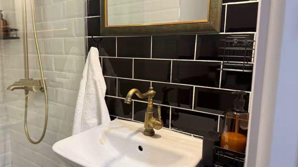 Дава се под наем Тристаен апартамент в София, Център - 71 кв.м за 896.58 € - Снимка #7