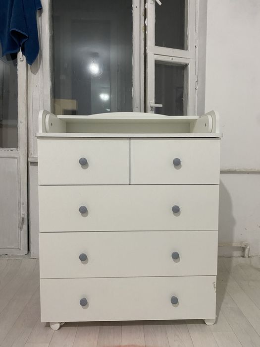 Комод новый почти