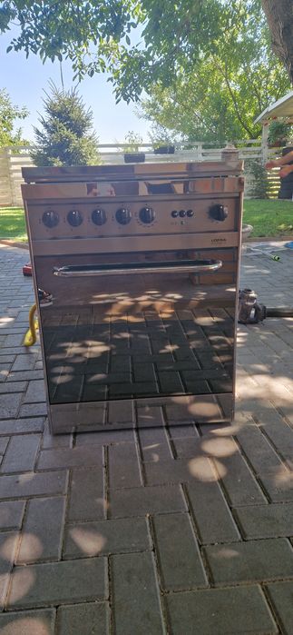 Aragaz electric si pe gaz Lofra