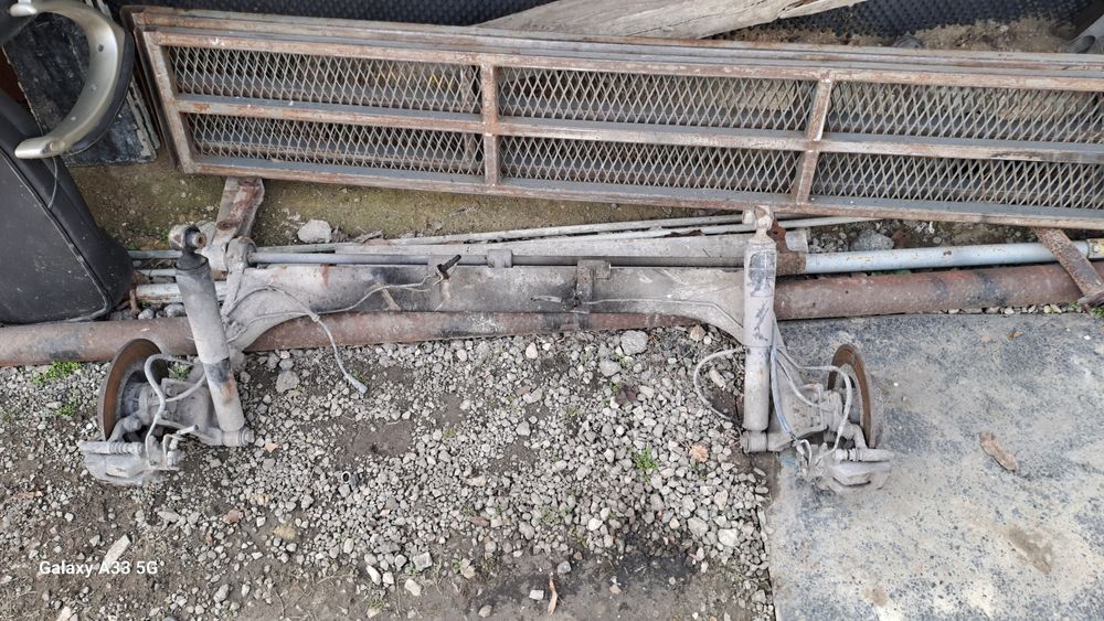 Заден мост за Рено Меган Сценик/Renault Megane Scenic