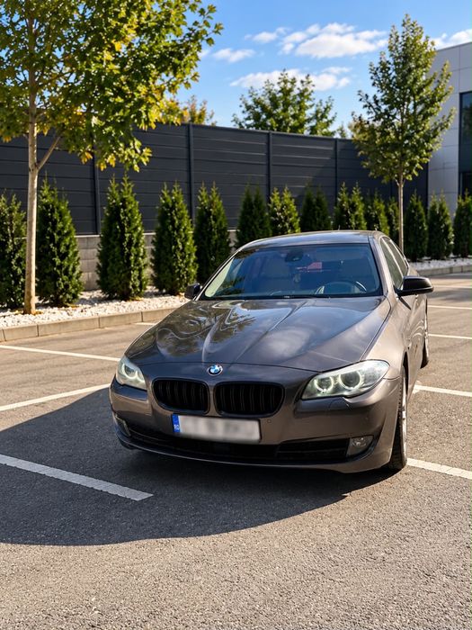 BMW Seria 5 2011 — imagine 3