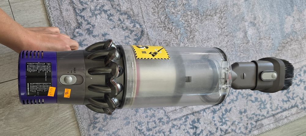 Прахосмукачка Dyson SV12