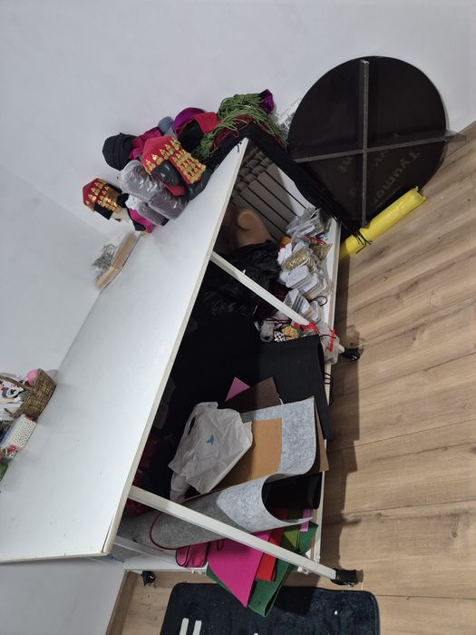 Продам стол для шитья. В идеальном состоянии