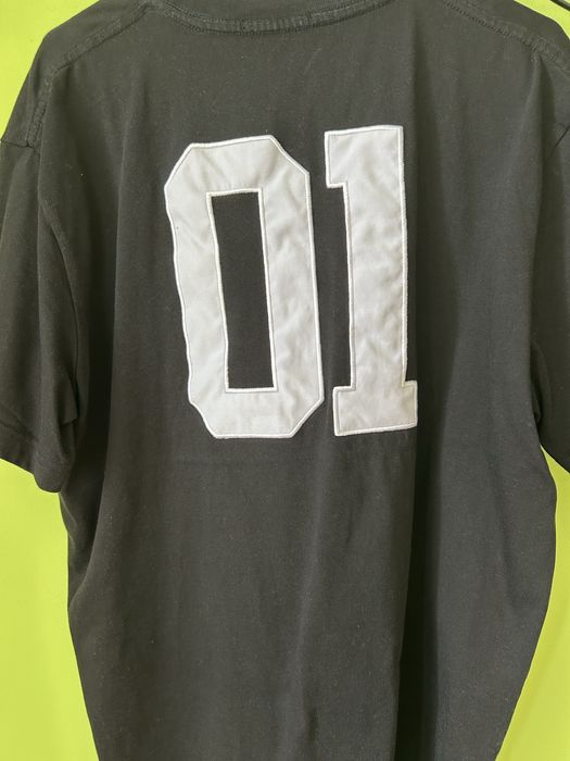 Мъжки тениски цени в описанието