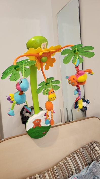 Детский мобиль с мелодиями